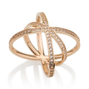 טבעת אינגלנד – זהב ורוד 14K - תכשיטי זהב - תכשיטי זהב מעוצבים - תכשיטי זהב משובצים - טבעת זהב - טבעת איקס - טבעת משובצת